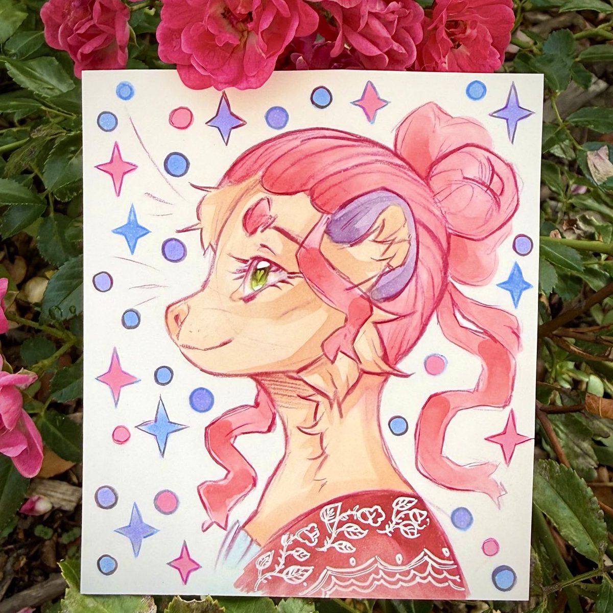 punyafeathers's tweet photo. Small marker portrait with Punya 🌸🌷

I forgot to draw the feathers, but I’m very happy with the hairstyle! I want to take some affordable commissions like this example, it’s fun to draw them.
#furryart #traditionalart https://t.co/6zQZeOYlhd