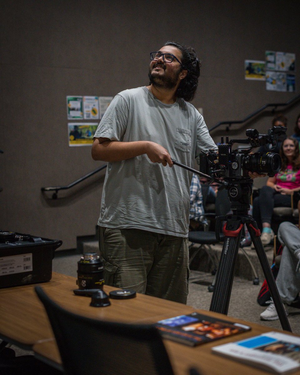 MediaArts_UNT's tweet photo. What a great turnout for our Cinematography 1 Workshop! Last Friday, we welcomed back alum Abery Saulsberry for our first workshop of the semester. 

Missed out? No worries, our next workshop is tomorrow with Barak Epstein about camera lenses! https://t.co/U2IDR3jSVf
