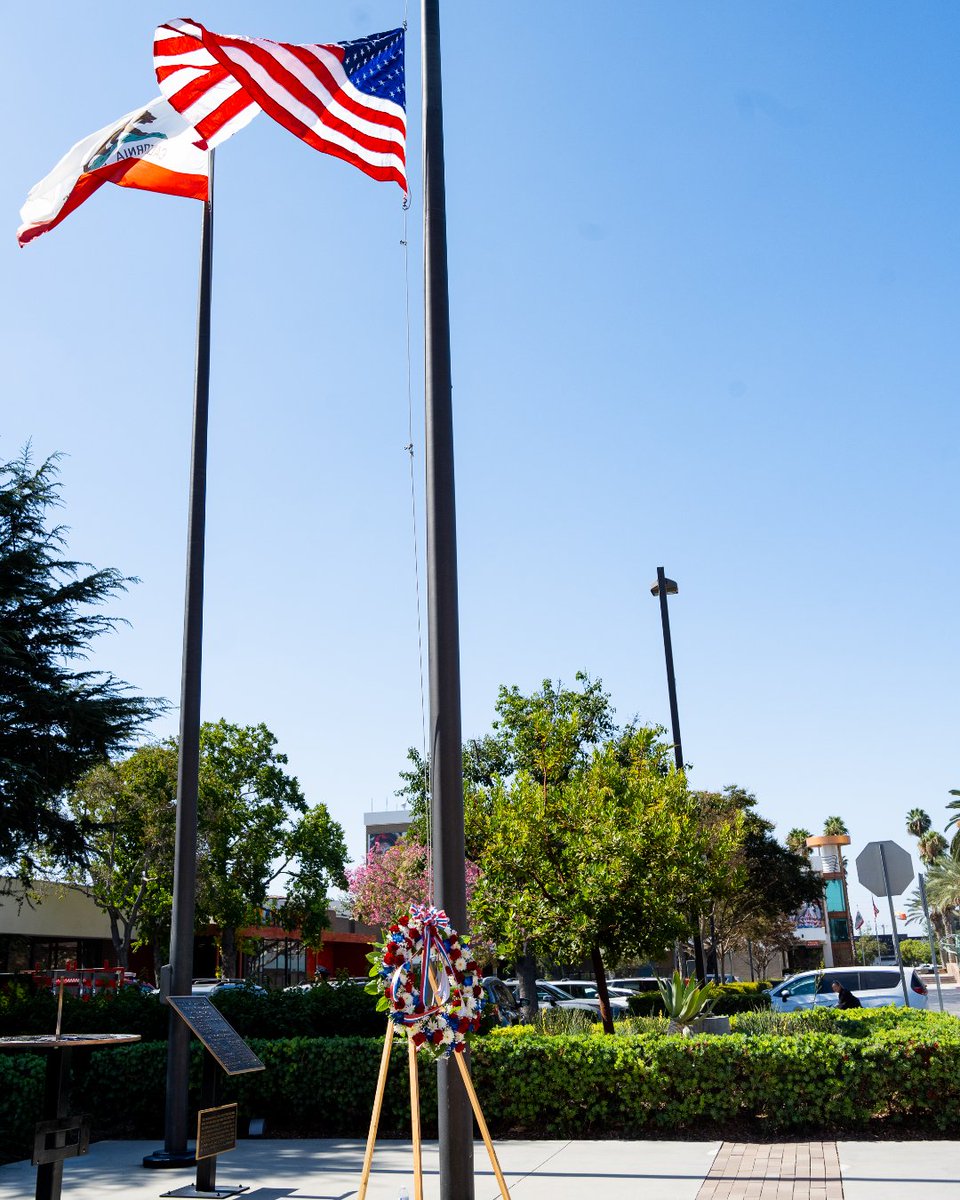 CityofDowney's tweet photo. 25 years later, we remember.

On the 25th anniversary of September 11, we honor the lives lost, the courage of those who responded, and the families, survivors, first responders, and communities forever changed.

We will never forget.

#CityofDowney #DowneyCA #September11 https://t.co/nipieVNDKC