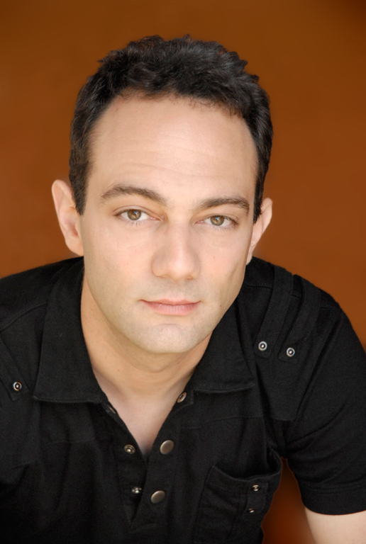 Crunchyroll's tweet photo. Mike McFarland brought so much to all of us who knew him, and to all of the anime fans who knew his work. He was an incredible talent, a good friend to so many of us, and will be sorely, sorely missed. ❤️ https://t.co/dgdyBc93Ph