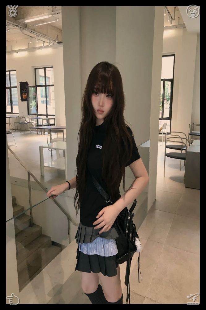 HqndzUp's tweet photo. 🦛Backpack with multiple book compartmentsLearn one quick stress-relief movement weekly, perform it whenever tension builds at work. Fast physical action resets your mood instantly, letting you resume goal-focused productive steps calmly afterward. https://t.co/7xeno7QRh7