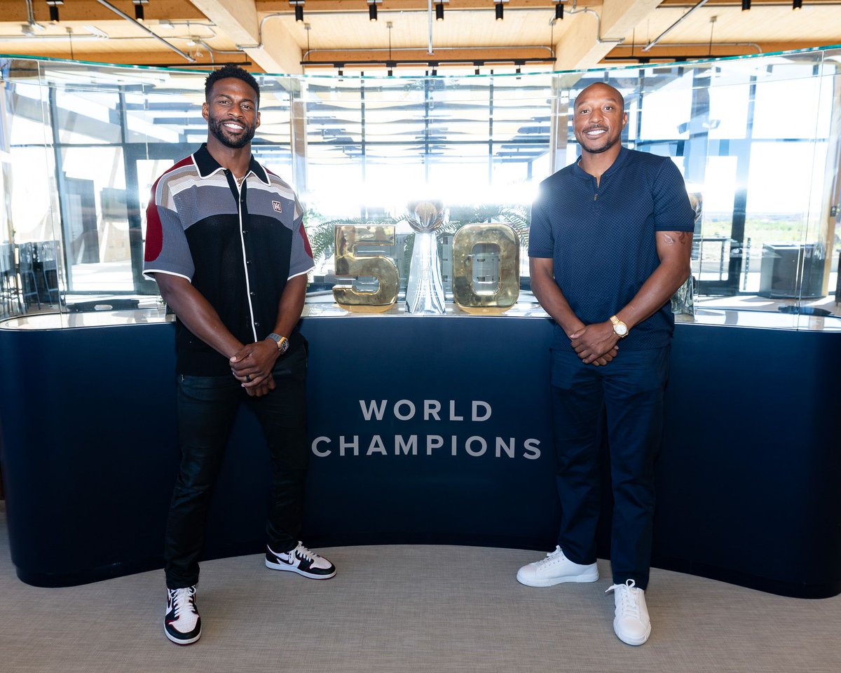 Broncos's tweet photo. Had some #SB50 champs in the building today! 🏆

@ESanders_10 x @ChrisHarrisJr https://t.co/cMUKi61Udz