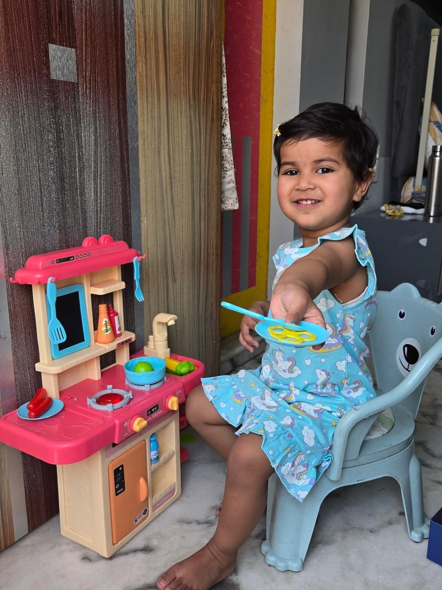 occy157's tweet photo. Summer vibes are here! Keep your little ones stylish and cool in Insta-perfect floral prints. Use code AraRaSS26 for 50% off fashion and 42% off everything else. Elevate your kid's wardrobe today. https://t.co/mFWbVAFbCL
