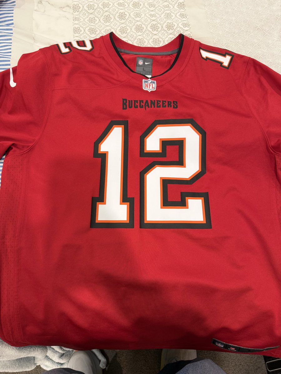 KoAmbit's tweet photo. Game Day! #NFLMelbourneGame https://t.co/yYkzQYSwiI