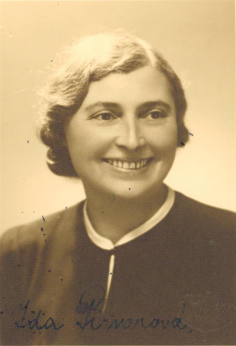 AuschwitzMuseum's tweet photo. 10 September 1894 | A Czech Jewish woman, Ida Pirnerová, was born in Český Brod.

She was deported to #Auschwitz from #Theresienstadt ghetto on 15 December 1943. She did not survive. https://t.co/icxadirPaP
