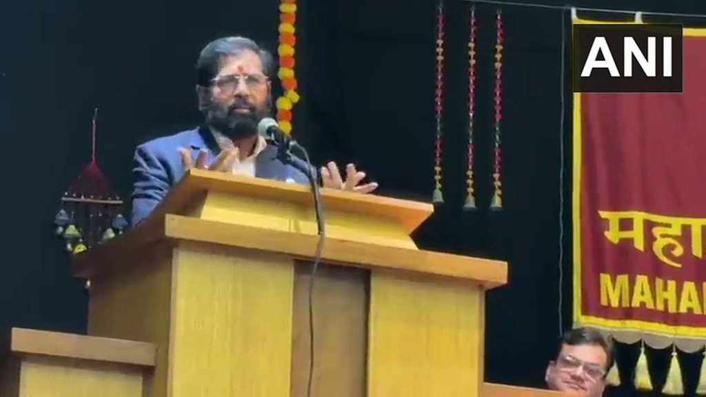 ANI's tweet photo. London, UK: While addressing the cultural event organised by the Maharashtra Mandal, London, Maharashtra Deputy CM Eknath Shinde says, "... In the coming days, the International Marathi Literature Festival should be organised in London..." https://t.co/qXeo2fxkkV
