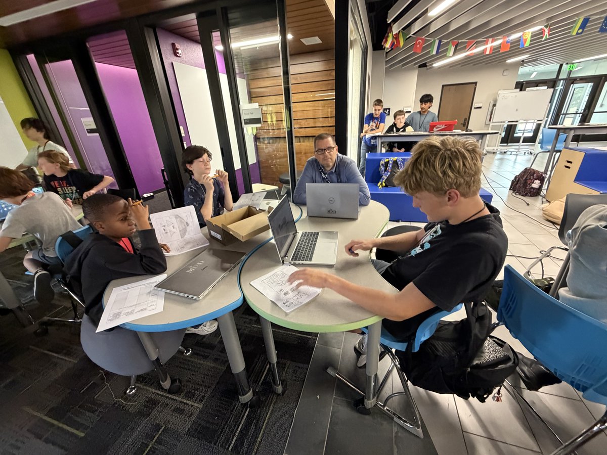JerryKnightSTEM's tweet photo. After reading The Wise Old Woman, learners are designing an underground living space for the wise old woman- but there's a catch: their designs must fit within an assigned region of Texas and use only the resources available there.

#MISDSTEM #JKSA #crosscurricular https://t.co/8E6WWz9wb6