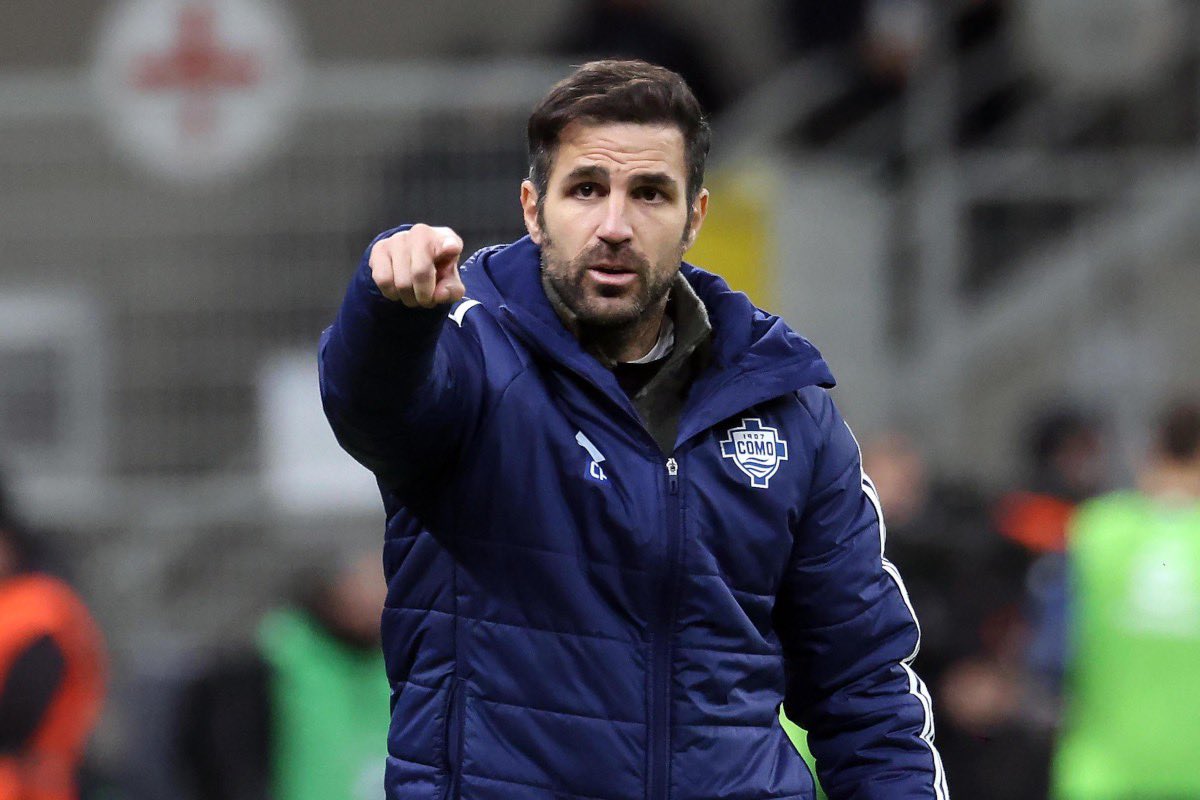 Big_Raff1's tweet photo. Cesc did not walk into a finished club.
He signed for Como as a player in 2022 when they were still in Serie B. Played a season, retired and went straight to the youth team. Then the first team called. He did not even have the full licence yet, so they put him as interim, then as assistant and still used him to help drag that side up to Serie A.

In 2024 they made him head coach for real.

First season back in the top flight they finished 10th. Last season they finished 4th. Champions League football for the first time in the club’s history. A club that was in Serie D not that long ago. A stadium on the lake, the Sinigaglia, built in 1927, holding a little over 10,000 for Europe after they had to rebuild parts of it just to be allowed to play this game.

People treated it like a holiday project. Henry stayed, Cesc stayed. The team kept getting better.

Tonight was the first European night this club has ever had.

4-1 against Leipzig. Baturina, Douvikas, Diao, Perrone.
First appearance, first win. That is how this story sits right now.