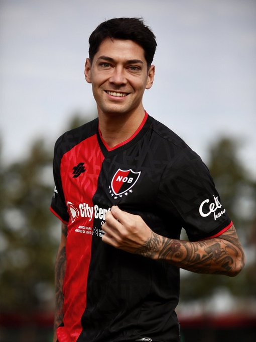 ElPrimoOliver's tweet photo. 🔴⚫️| Baja Muy Importante

Franco Escobar no estara disponible ya que tuvo una distencion en el Aductor

#newells https://t.co/JrM4Ls6FQ1