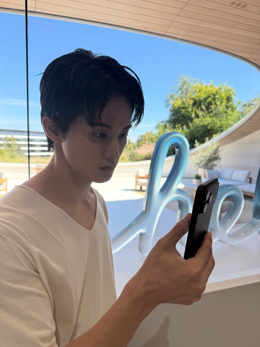 MKlee_mp4's tweet photo. 260911 마크 인스타 onyourm__ark

thank you so much for having me @ apple

https://t.co/65eBJlg9xm https://t.co/tkR8yLdiRM
