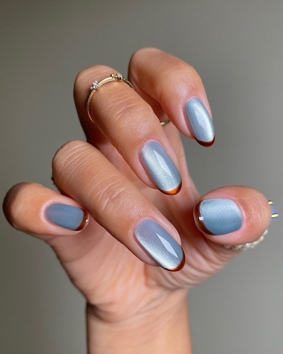dazzlinghavens's tweet photo. Baby blue https://t.co/Rx3HN7JqDe