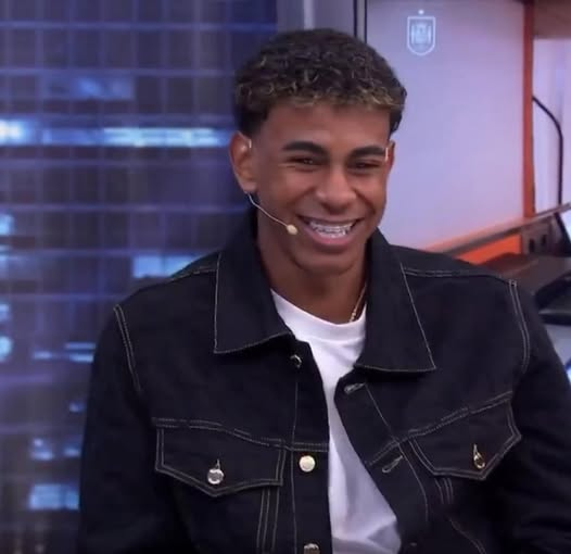 BouafifNour's tweet photo. 2024: "Barcelona being La Liga leaders hurts them in Madrid."

2025: "They steal and then they complain, that's what they do"

2026: "I will not be begging to win the ballon d'or"

They were lucky Messi was humble and never speaks in media, but they won't get lucky twice https://t.co/mXChhSzCTf
