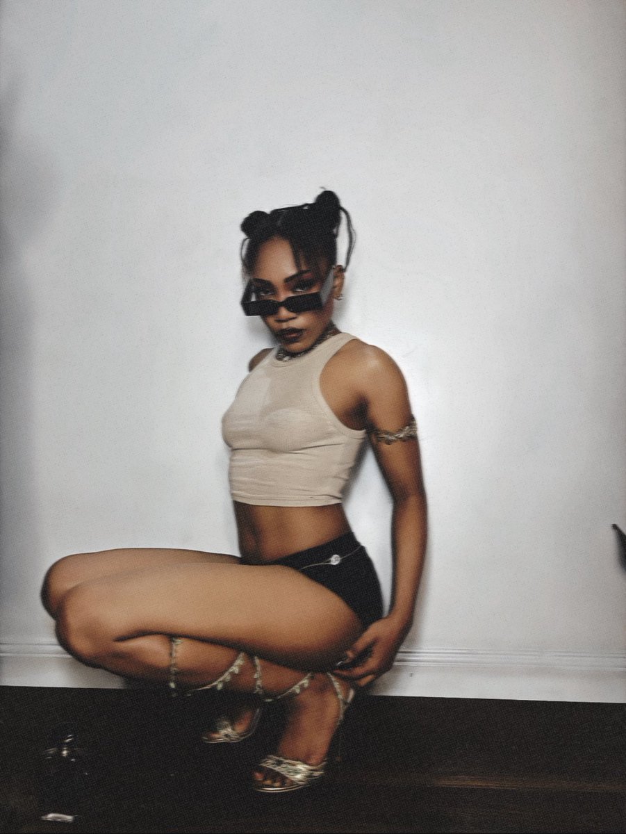 kelearthh's tweet photo. Big pussy energy https://t.co/tGAUShBMtV