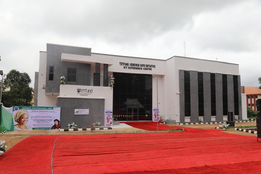 TETFundNg's tweet photo. Photo-Highlights from the official commissioning of the newly completed Renewed Hope Initiative (ICT Experience Centre) and other TETFund sponsored projects at the Federal Polytechnic Oko, Anambra State. https://t.co/4ccvdrNbZK
