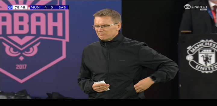 Unpopularfootyx's tweet photo. 🚨🎙️Valdas Dambrauskas (Sabah FK coach) on Micheal Carrick's words to him after the final whistle:

🗣️“First of all, I’d love to say it’s a real honor for me to be here, playing against Manchester United. This is a moment I’ll remember for the rest of my life.”

“Carrick is a really young and experienced coach. He has already taught me a lot from this game, just by the way he managed his team.”

“After the final whistle, he came to me and simply said, ‘It’s an honor to play against your team.’”

“I honestly didn’t know what to say. You’re standing there after playing against Manchester United, and the manager of that club is showing you that kind of respect.”

“He didn’t have to say those words. He could have just walked away, but he came to me.”

“That is what football should be about. Competition for 90 minutes, respect for a lifetime.”

“I came here hoping to learn something. I’m leaving with memories I’ll never forget.”