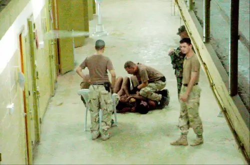 Waltp39's tweet photo. @geertwilderspvv USA kills.
#stopUSA https://t.co/rDUGaQxQ2t