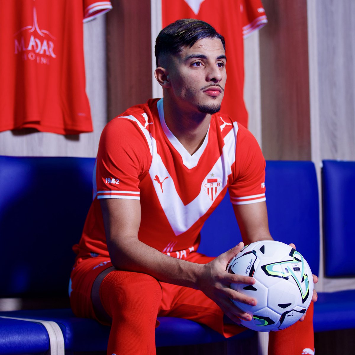 Crbelouizdadoff's tweet photo. Our new home kit for the 2026/27 season 🔥

It’s more than just a shirt. It’s a symbol of our legacy, our identity, and everything we stand for.

We are CR Belouizdad. ⚪️🔴 https://t.co/8KzoNu0hXj