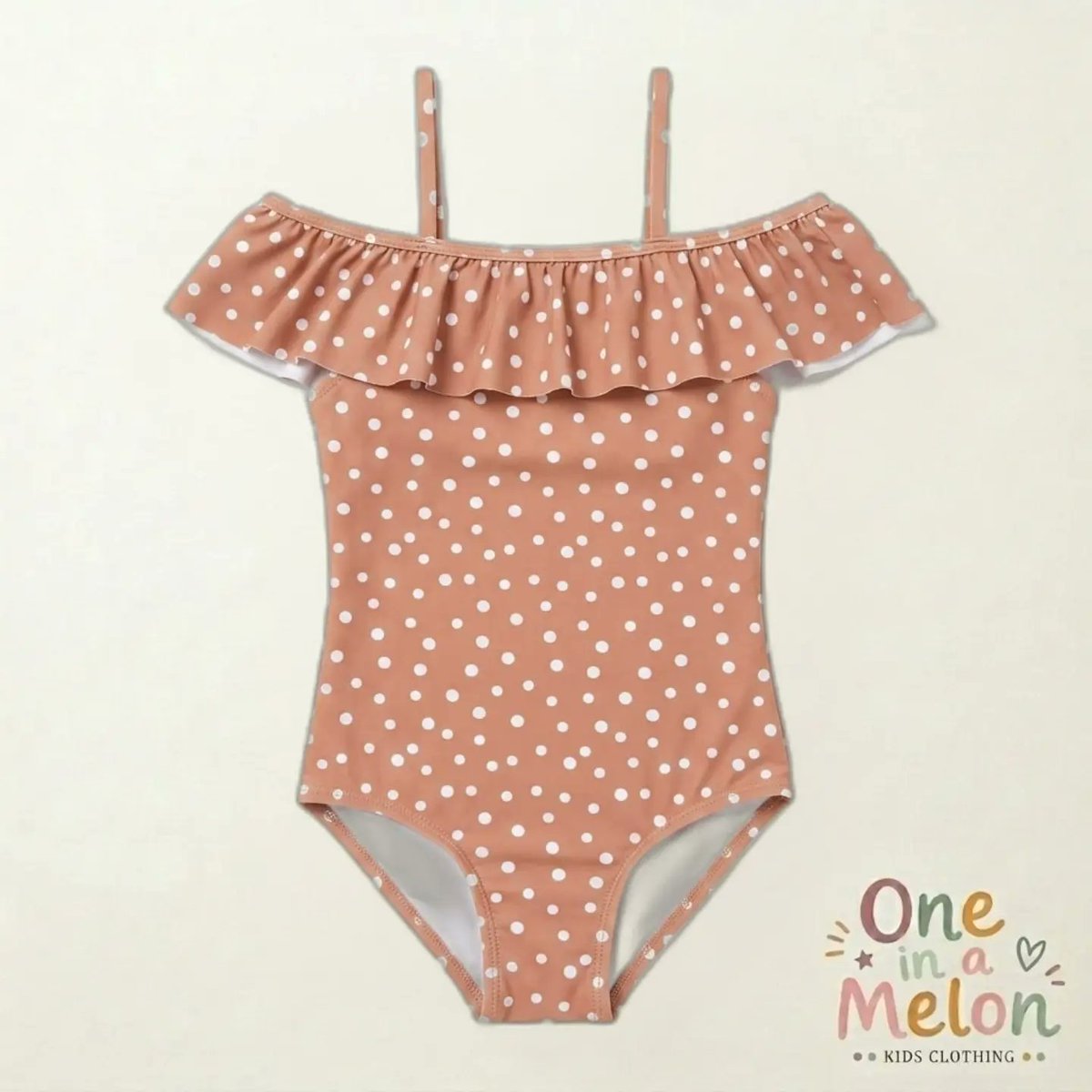 charllytoon's tweet photo. Vacation outfit drama? Successfully avoided. This polka-dot swimsuit is absolutely darling. Size: 2/3 years, no restock
Price: 10 USD https://t.co/QcIDlVrArG