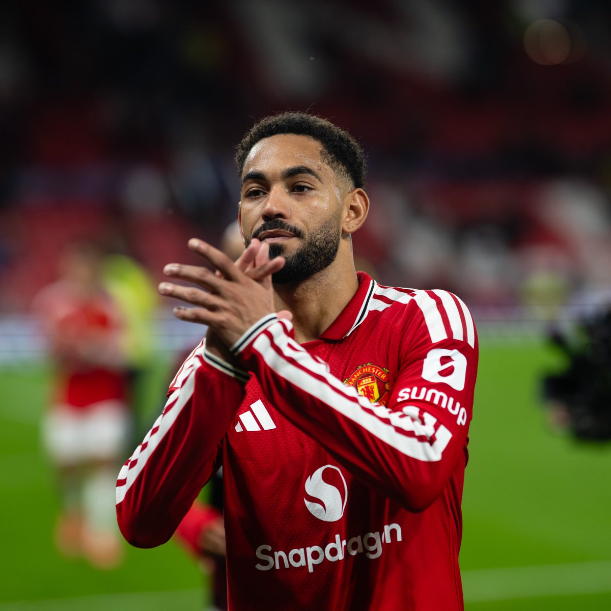 ManUtd's tweet photo. Thank you for your fantastic support, as always 👏❤️

We'll see you again on Sunday — bring the noise 🫡🔊 https://t.co/ilLKhoCseq