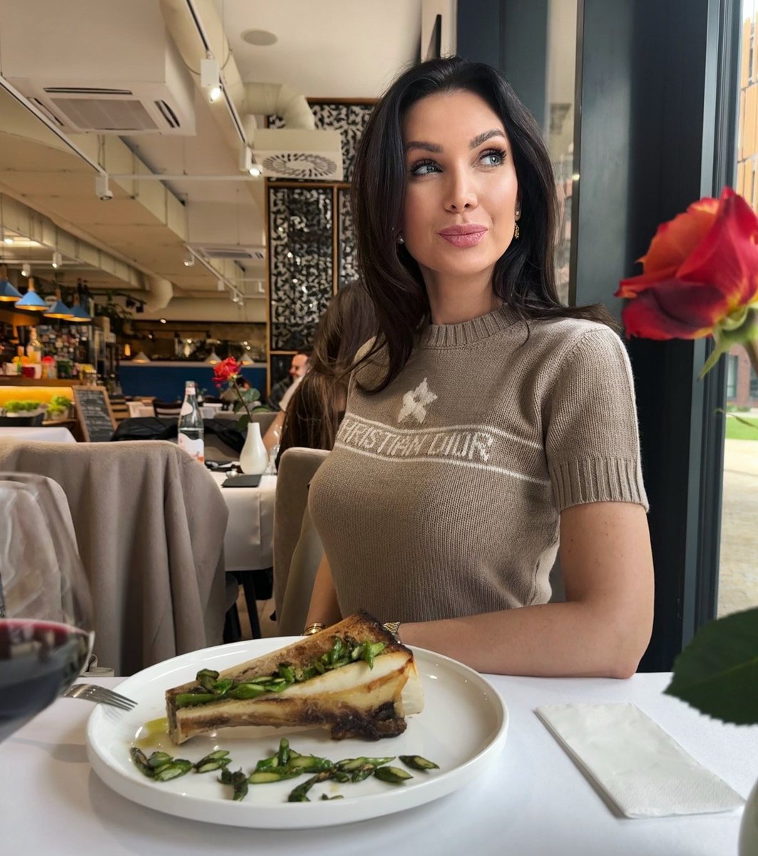 Flowers358's tweet photo. We bought this little treat to relive childhood memories and to get some all-natural, organic collagen for beautiful skin and healthy bones 😃 Of course, everything there is fantastic—but my absolute favorite is their homemade pasta 🥰 https://t.co/vRdlV18KvN