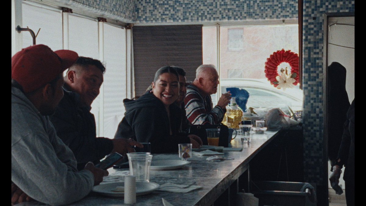 filmindependent's tweet photo. Tonight at 7:30 pm is our SOLD OUT #FiPresents screening of ‘Valentina’ followed by a Q&A with writer/director Tatti Ribeiro and Film Independent President Juan Devis. Ribeiro won the Someone to Watch Award at the 2026 #SpiritAwards.
Tune-in to our IG Story for the behind-the-scenes (@filmindependent)!
Valentina (Keyla Monterroso Mejia) tries to tackle a simple to-do list at the El Paso-Juarez border but is instead pulled into a cycle of errands, conversations, and delays that stretch across 48 hours.