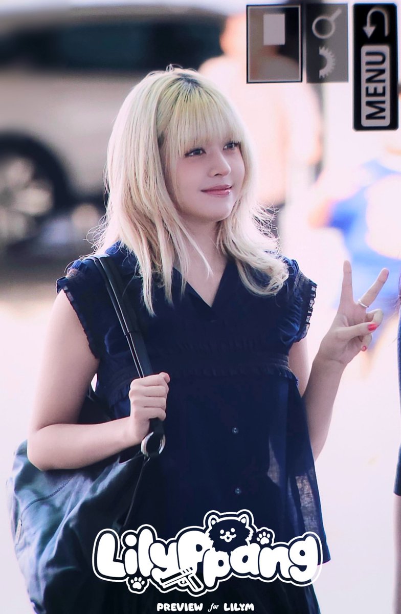 LilyPpang's tweet photo. 260911 ✈️

#NMIXX #엔믹스
#LilyM #릴리 #LILY https://t.co/sOEMXgUblB