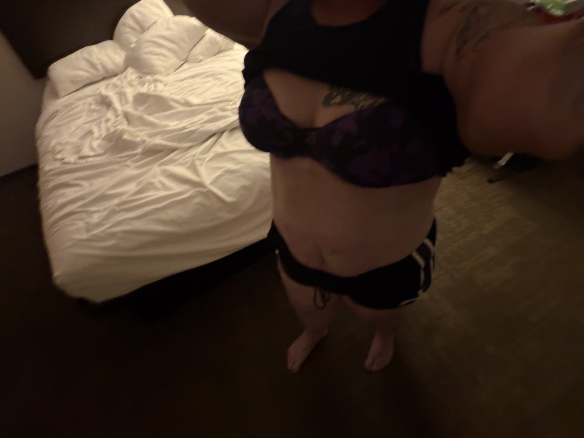 Blueberry_Kuma0's tweet photo. 20 months HRT and holy fluffy cow have I came a long way. Down about 90lbs. 
#weightloss #hrtjourney #glowup https://t.co/HnmCnCSvmz