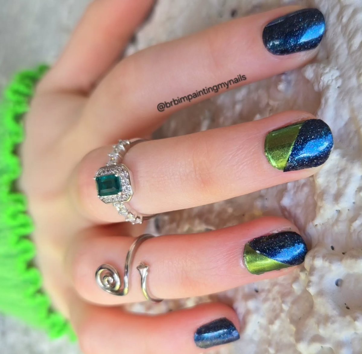 Lasolcitto1's tweet photo. Mulholland Blue 
Olive Branch (middle, ring) https://t.co/W5DlVnoEFu