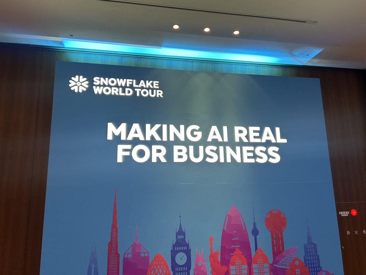 bernoulli450's tweet photo. Snowflake World Tour Tokyo2026 Day2
#SWTTokyo26 #SnowflakeDB https://t.co/1QHSWPayzY