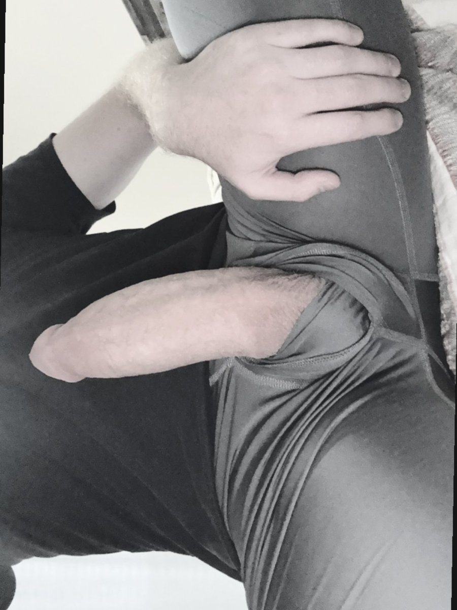 pervmdfkr's tweet photo. cómo se ve un terrorista de hoyos:
.
.
.
.
.
.
.
#sexrole #roleplay #nsfw https://t.co/osvIOenLHJ