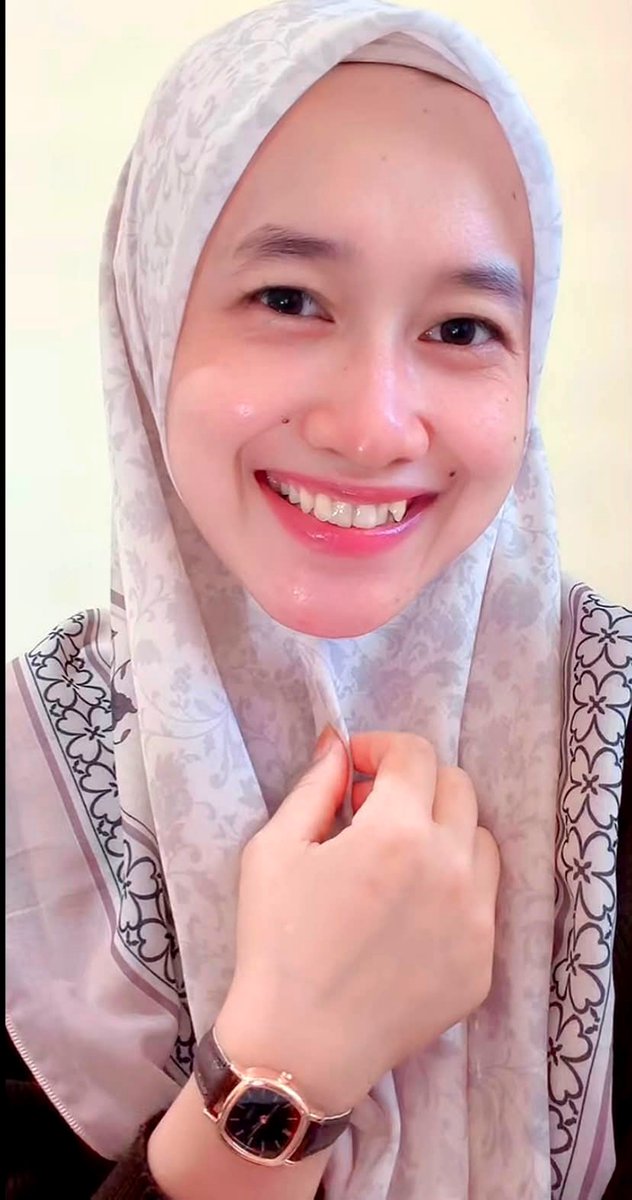 intannnapril's tweet photo. manis mana sama gula wkwk

#jilbab #hijab #fypシ゚viral #fypシ゚ https://t.co/CZN2nqHZPk