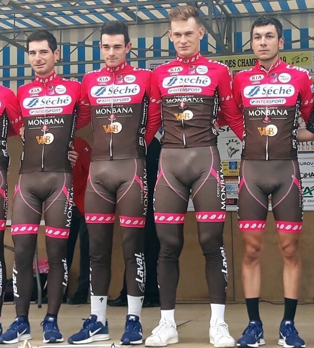 Cycliste_Leo's tweet photo. Bonjour https://t.co/vX5NmFqpJm