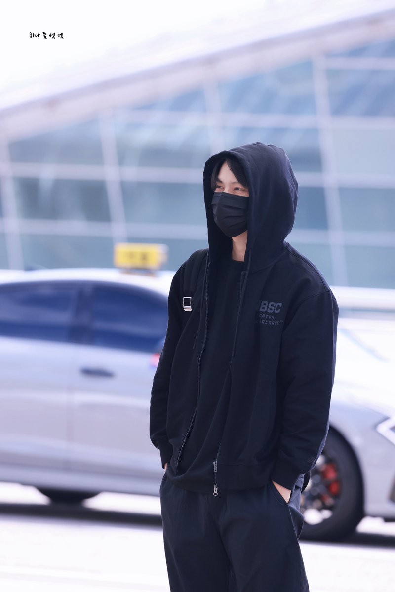 seventeen_1234_'s tweet photo. #세븐틴 #SEVENTEEN 
#JUN #文俊辉 #문준휘 #준

260911 인천 출국 https://t.co/5x1zch83np