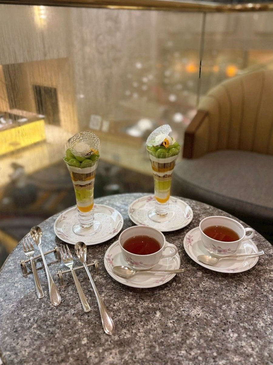 fucu_cafe's tweet photo. 📍ホテルメトロポリタン/ 池袋
⬅️メザニンラウンジ すずかけ
All Day Dining Cross Dine➡️

どっちもパフェメニューあって、2000円前後でお得すぎた  (ᐡ - ·̫ -ᐡ) ♡♡🍒´- https://t.co/dkYwUmEPT8