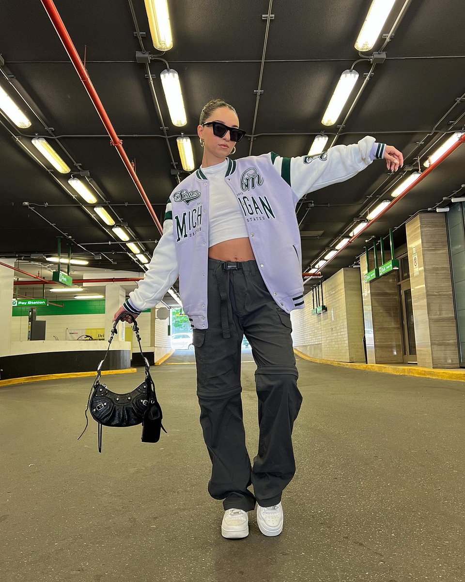 KidKanye17's tweet photo. Streetwear fits only @boohoomanofficial *ad https://t.co/FISfb6KFnJ