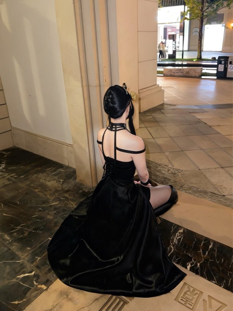 Toskadawc's tweet photo. 约尔男妈妈来咯 #男娘 #cd https://t.co/wr4xyoJQ20