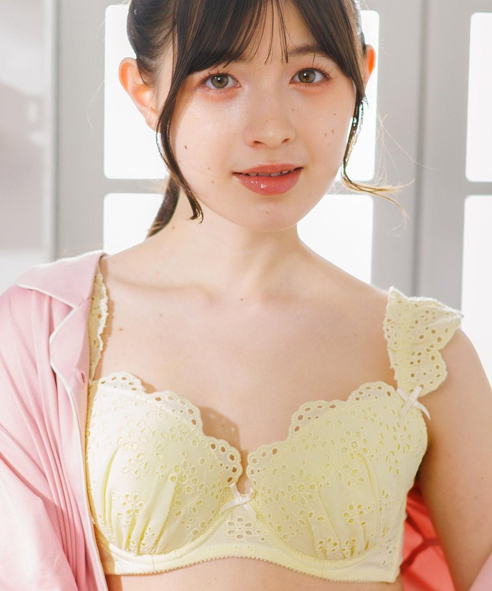 mymystyletech's tweet photo. 【fran de lingerie】ブラ＆ショーツセット

-- 自分らしいバストに --
盛りすぎず、ナチュラルで自分らしいバストラインをメイクするブラは軽さも魅力。セットショーツは後ろ身頃の伸縮性が抜群でヒップにフィットするノーマルショーツタイプ。 https://t.co/Q83pHq9cZL