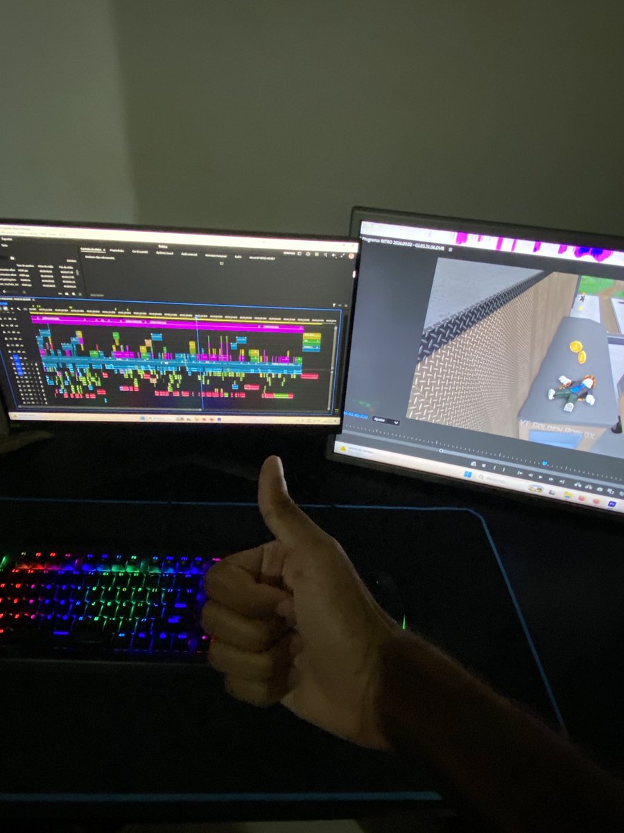 midasediting's tweet photo. Me and my thumb editing tonight 👍 https://t.co/rkdNQ4T0Rp