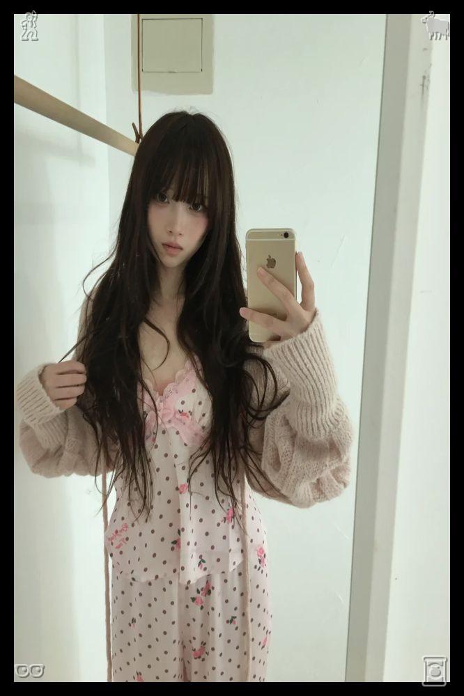 adzikzia's tweet photo. 👒Chess with girlfriend Chess, addedShare your own small daily farm happy moments with close village people simple sincere mutual exchange brings reciprocal gentle joy deepening long lasting warm friendly ties steadily https://t.co/TEIrCmUi9K