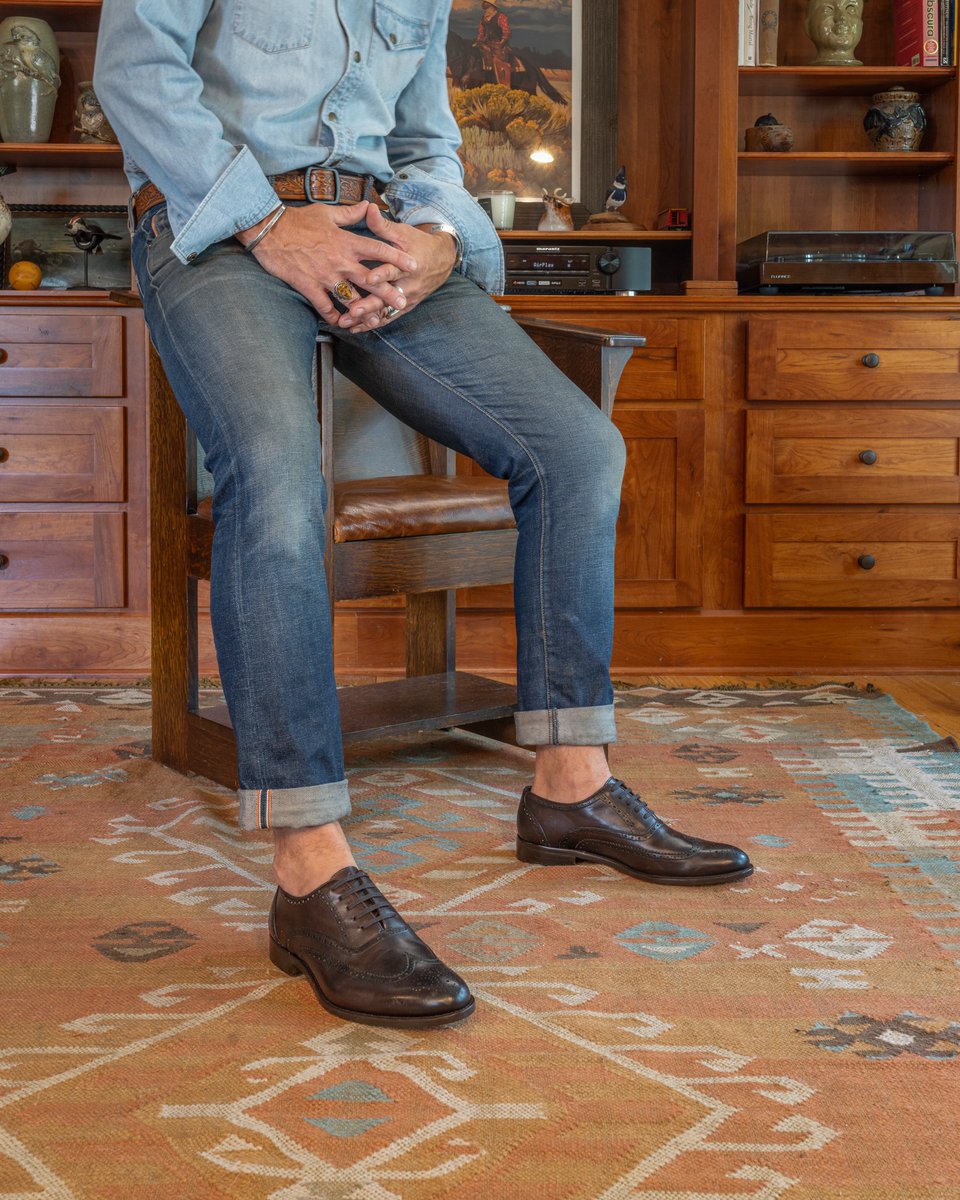 ThursdayBootCo tweet picture