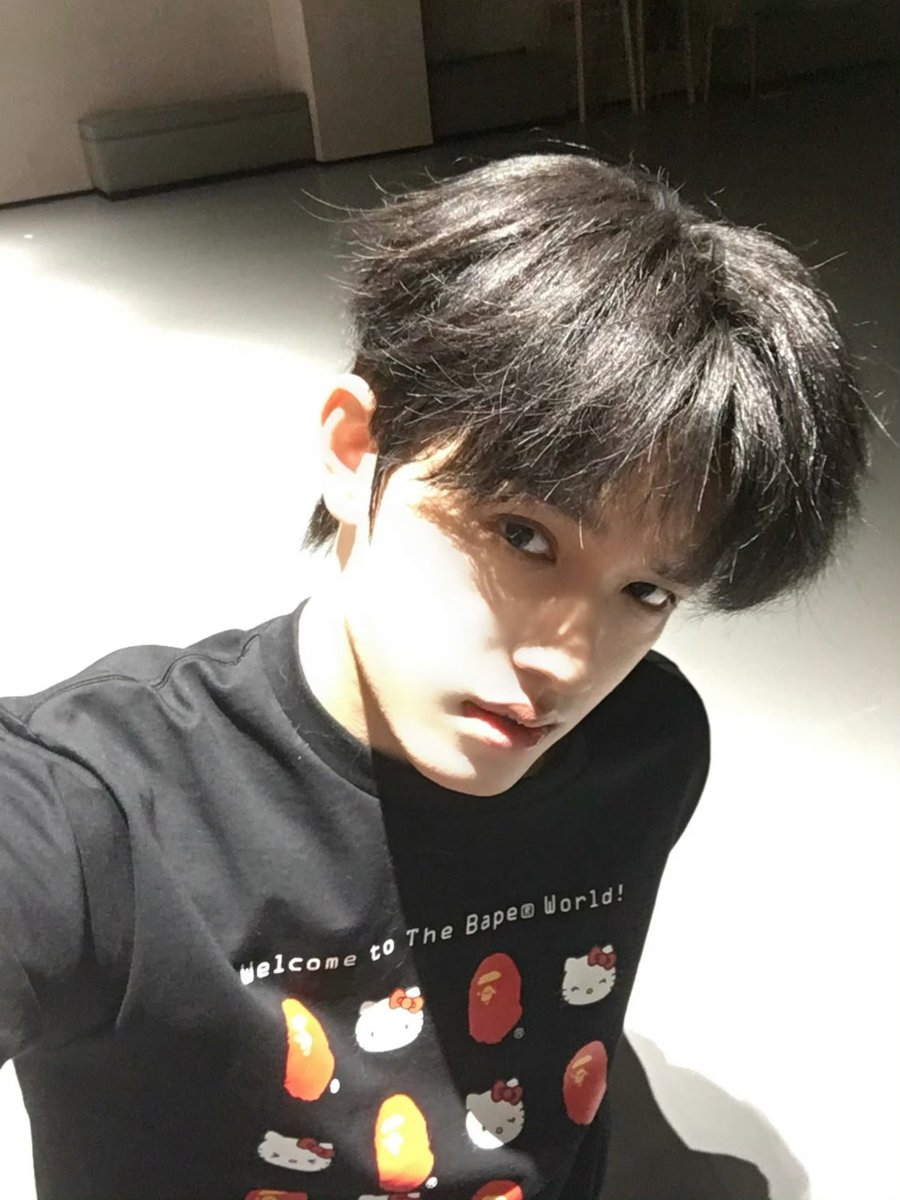 zzzzz0t's tweet photo. 《情哥哥还是亲哥哥》第2章
张极/左航/朱志鑫 梦女po文 密码zjzj

—我知道我哥想看什么，我把头发解开，仰起脖颈抖奶子，满脸潮红地吞吐他的几把。

（本章只和张极入体做爱了 介意误入）
（有新人物出场，会有小部分清水的叙事）
https://t.co/SqSCdgxUH1 https://t.co/tBoUBfLiXH