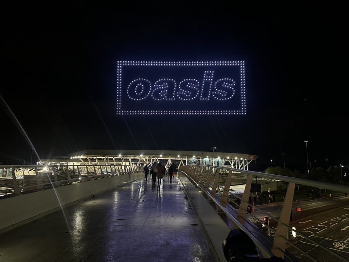 Indie5051's tweet photo. SE VIENE GIRA 2027 de Oasis

Oasis tiene un ANUNCIO importante el 14 de septiembre a las 4pm BST https://t.co/QjnR1yqI10