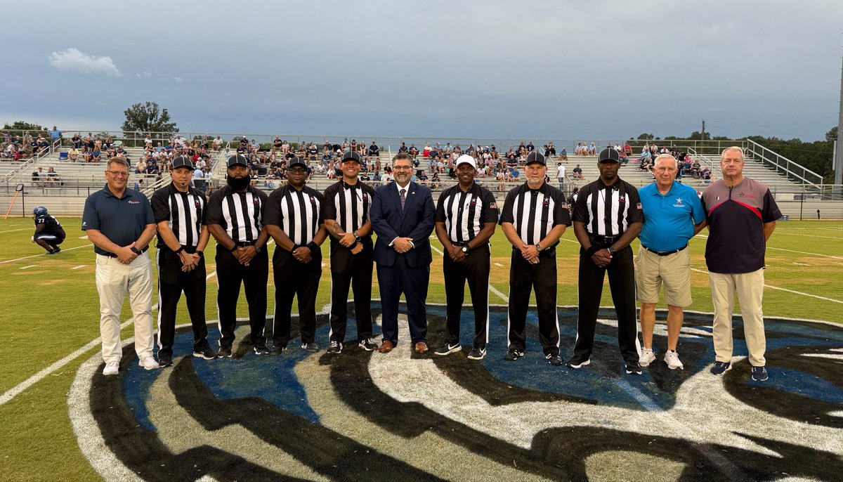 AHSAAnow's tweet photo. Mr. Harmon and AHSAA Staff are in Demopolis tonight for the @ahsaatvnetwork Game of the Week between Demopolis and Northside https://t.co/L2QW70wvEX