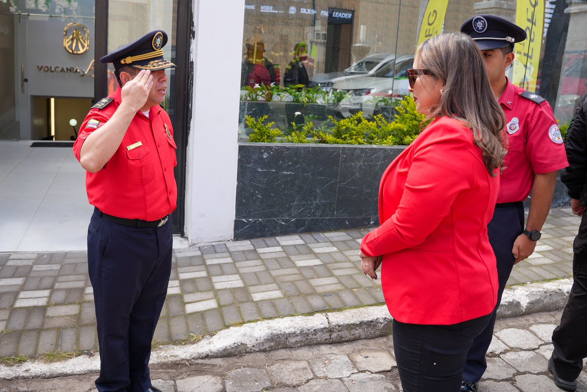 Riesgos_Ec's tweet photo. 🚒 PREPÁRATE | Encuentro Nacional de Cuerpos de Bomberos 2026

Junto a los Cuerpos de Bomberos del país, identificamos necesidades y fortalecimos capacidades especializadas.

Seguimos preparándonos para enfrentar juntos las emergencias.

Alístate. PREPÁRATE. Actívate. 🇪🇨 https://t.co/hpJQRpMhOT