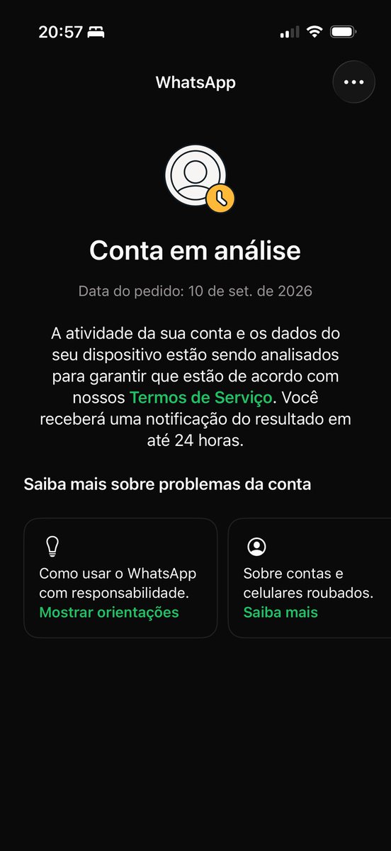 Jefersoncbn's tweet photo. Agora caiu sem mandar mensagem e sem fazer nada… o #whattsapp está caindo sem mandarmos mensagem! https://t.co/a8mHsCCUAl