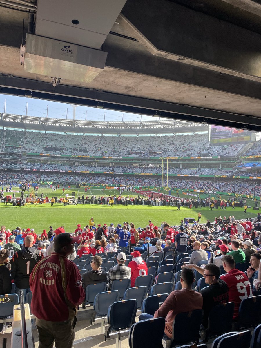 beardosstavross's tweet photo. Rams v 49ers 

#NFLdownUnder https://t.co/QwXuvzlLmr