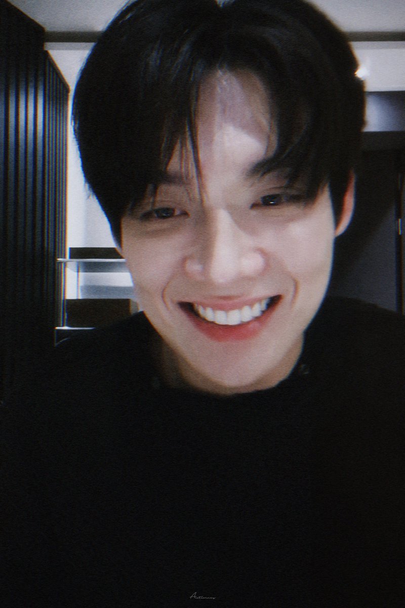 akatsuki_92's tweet photo. 哥哥… 
#Yoonzip #김윤식 #KimYoonSik #金允植 https://t.co/vF1xRro7X2