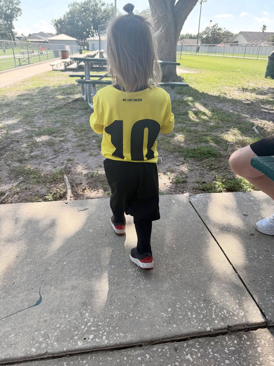 _negrethi's tweet photo. POV: Almost 7 months pregnant, still acting like I’m not. Soaking up every bit of energy before it runs out. Can’t believe there’s only one week left of soccer! https://t.co/ASBzVHtV6s
