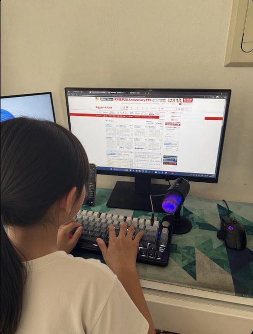 kuroyuki1007's tweet photo. 昨日、娘に日本株の問題を5問だけ出してみた。
「3問できれば十分かな」と思っていたら、
まさかの全問正解。
日経平均、1株投資、配当、分散投資。
難しく見える株も、基本からなら意外とシンプル。
次はPER・PBR・ROE。
大人のほうが間違えるかもしれない。
「投資でやっても意味がないこと」。
❌ 第6位・第4位・第2位・第1位は
絶対に手出し無用。
日本株を基礎から学びたい方は、フォローしておいてください。