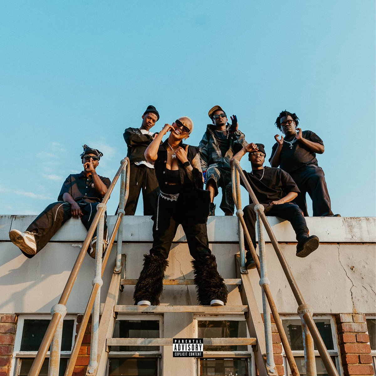 Yucking_'s tweet photo. Pina Tse Monate (EP) 
👤: @Wassup_Fantasy , @giftinperson_01 , @1benate , @Rumii_Reiigns , @Buzzi_Lee @JSmash_SA 

💿 🔗: https://t.co/qkZmfhuRnJ
🗓️ : 18 Sep 2026 

3foot (Chelete) 
Out now on all streaming platforms 🇿🇦 https://t.co/hb7tdRPXqv